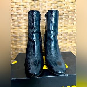 Top Moda black bootie